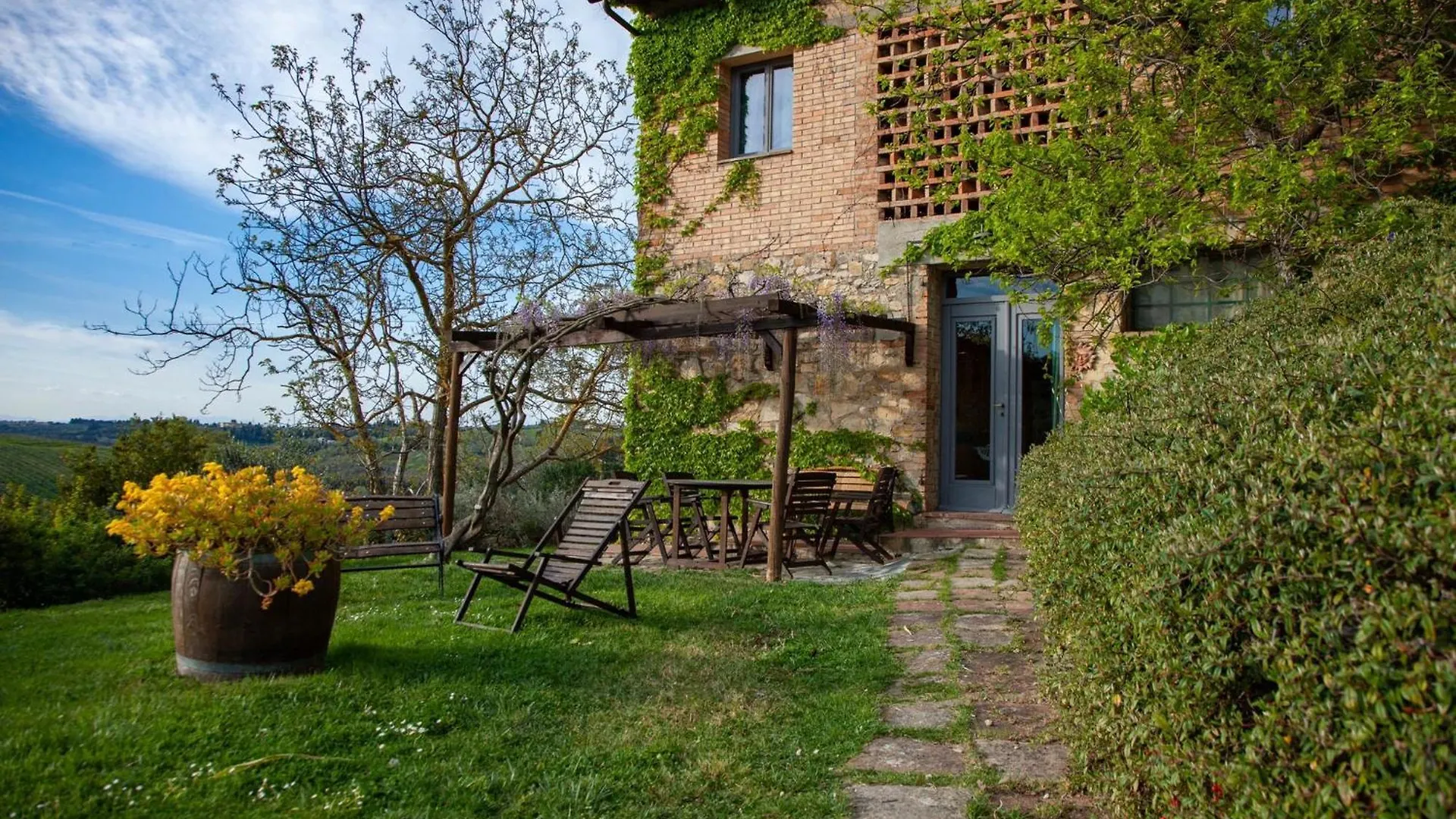 Alojamento de Turismo Rural Agriturismo & Winery Il Bacio Tavarnelle Val di Pesa Itália